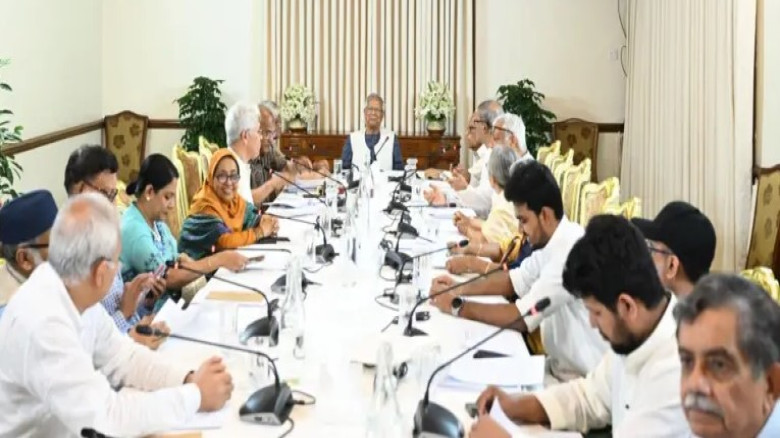 আওয়ামী লীগের সব কার্যক্রম নিষিদ্ধ করার সিদ্ধান্ত অন্তর্র্বতী সরকারের