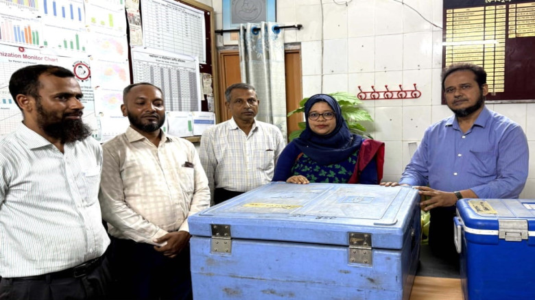 কেশবপুর হাসপাতালে জলাতঙ্ক রোগের ভ্যাকসিন দিল প্রশাসন