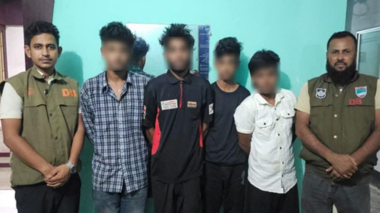 যশোরে চাঁদা দাবির অভিযোগে হৃদয় গ্রুপের চার সদস্য আটক
