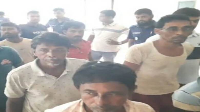 বাংলাদেশ জলসীমায় অনুপ্রবেশ: মোংলায় আটক ১৪ ভারতীয় জেলে কারাগারে