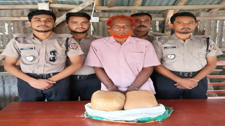 যশোরের শার্শায় মাদকদ্রব্য নিয়ন্ত্রণ অধিদপ্তরের অভিযানে ৪ কেজি গাঁজাসহ এক মাদক ব্যবসায়ী আটক