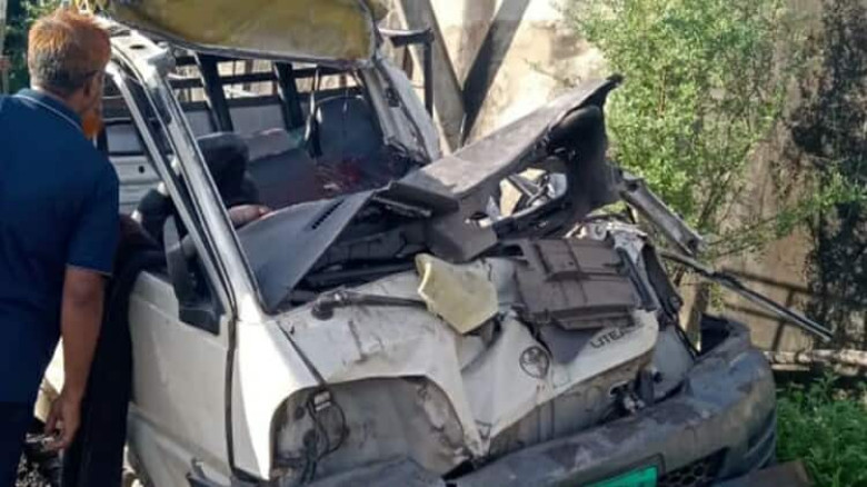 চট্টগ্রামে পিকআপ-কাভার্ডভ্যান সংঘর্ষে ৫ মাছ ব্যবসায়ী নিহত, ৪ আহত