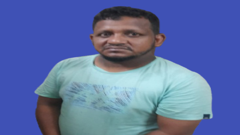 ঝিকরগাছার সাইফুল ভারতীয় চোরাই মোবাইল ব্যবসার কথা স্বীকার করে জবানবন্দি
