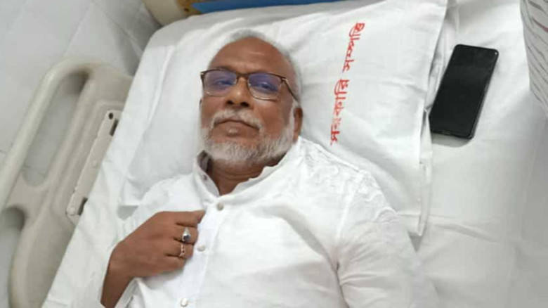 যশোর জেলা বিএনপি সাধারণ সম্পাদক দেলোয়ার হোসেন খোকন হাসপাতালে ভর্তি