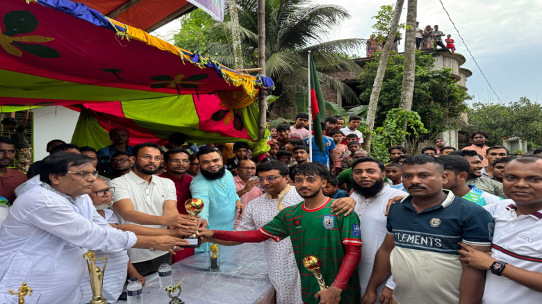 শার্শায় আরাফাত রহমান কোকো স্মৃতি ফুটবল টুর্নামেন্ট ২০২৫ অনুষ্ঠিত