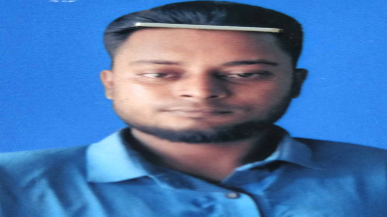ব্রেন টিউমারে আক্রান্ত রাসেল বাঁচাতে চায়, প্রয়োজন সাত লাখ টাকা