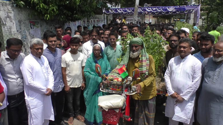 বিএনপির ৪৭তম প্রতিষ্ঠাবার্ষিকীতে যশোরে বৃক্ষ বিতরণ ও আলোচনা সভা