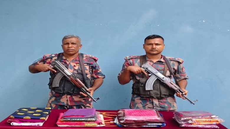 বেনাপোলে বিজিবির অভিযানে প্রায় পাচ লক্ষাধিক টাকার চোরাচালান পণ্য আটক