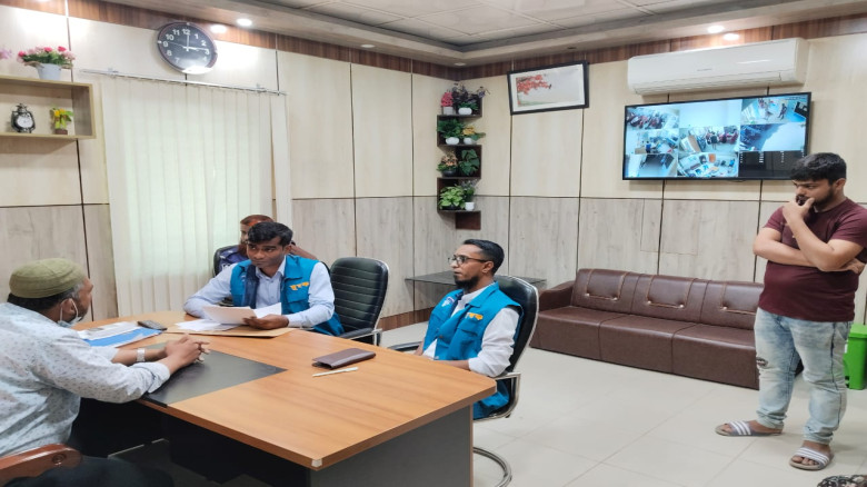 মনিরামপুর হাসপাতালে দুদকের অভিযান রোগীদের মানহীন খাবার পরিবেশনসহ মিলেছে নানা অনিয়মের প্রমাণ