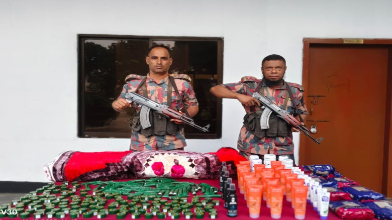 বেনাপোল সিমান্ত থেকে চোরাচালান পণ্য উদ্ধার