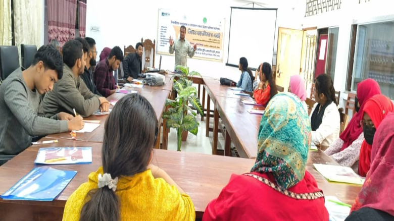 যশোরে দুই দিনব্যাপী 'কিশোর সাংবাদিকতা ও এআই' প্রশিক্ষণের উদ্বোধন