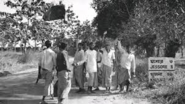 বিজয়ের প্রবেশদ্বার যশোর, আজ ৬ ডিসেম্বরে প্রথম উড়েছিল বিজয়ের লাল-সবুজ পতাকা