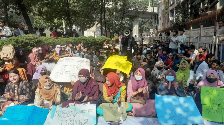 দাবি আদায় না হলে আন্দোলন চালিয়ে যাবেন ৭ কলেজের শিক্ষার্থীরা