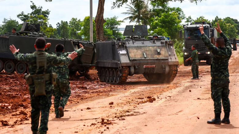থাইল্যান্ড নাকি কম্বোডিয়া, সামরিক শক্তিতে কে এগিয়ে?