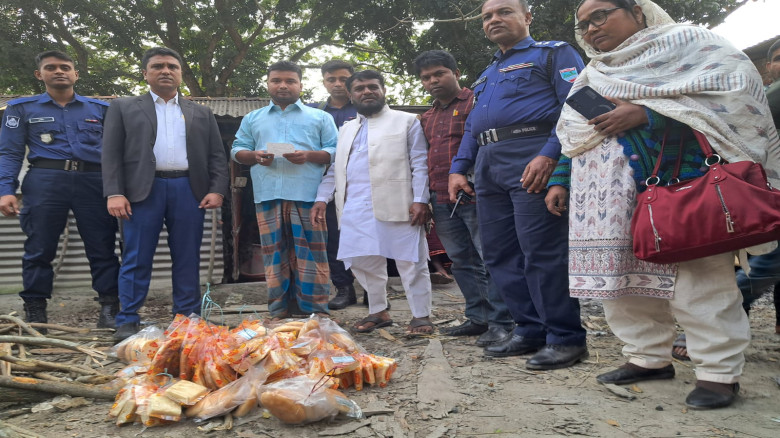 বাঘারপাড়ায় অভিযান চালিয়ে তিনটি প্রতিষ্ঠানকে লাখ টাকা জরিমানা