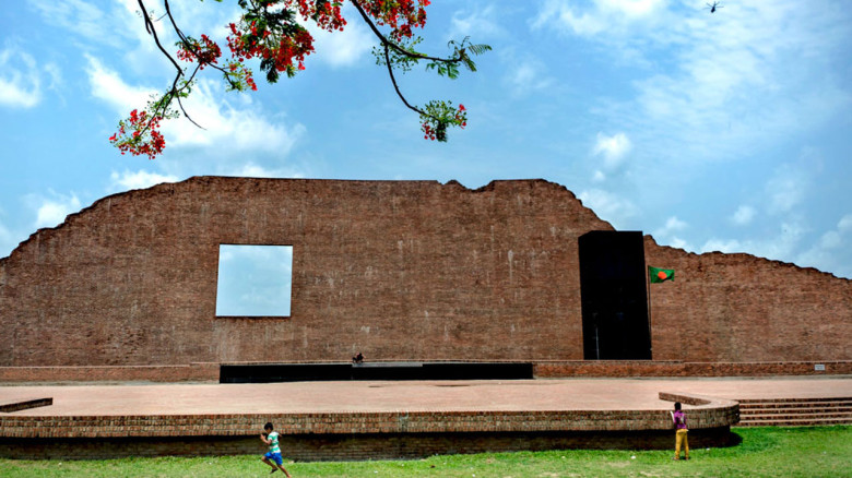 আজ শহীদ বুদ্ধিজীবী দিবস, বিজয়ের উষালগ্নে মেধাশূন্য করার ষড়যন্ত্রে নিহত হলেন শ্রেষ্ঠ সন্তানেরা