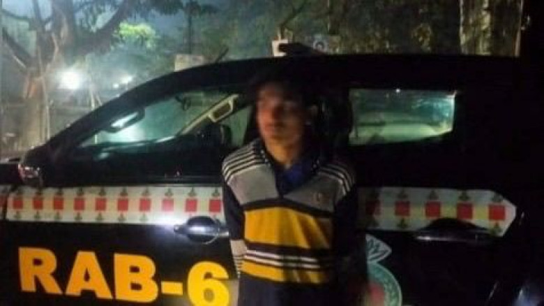 যশোরের চাঞ্চল্যকর পিতার সামনে ছেলেকে হত্যার মামলার আসামি আলিফ গ্রেপ্তার