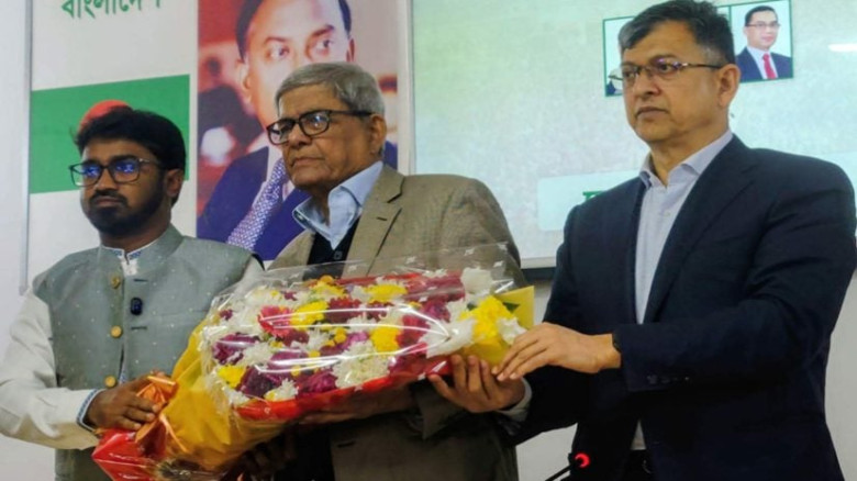 গণঅধিকার পরিষদ ছেড়ে বিএনপিতে রাশেদ খাঁন