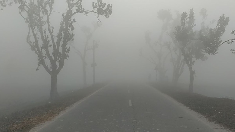 তেঁতুলিয়ায় ৬ ডিগ্রিতে নেমেছে তাপমাত্রা, বিপর্যস্...