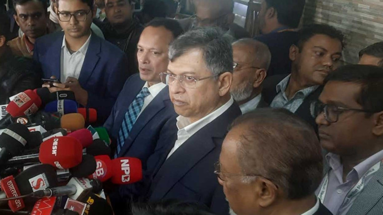 পোস্টাল ব্যালটে অনিয়ম, নির্দিষ্ট দলের পক্ষপাতের অভিযোগ সালাহউদ্দিনের