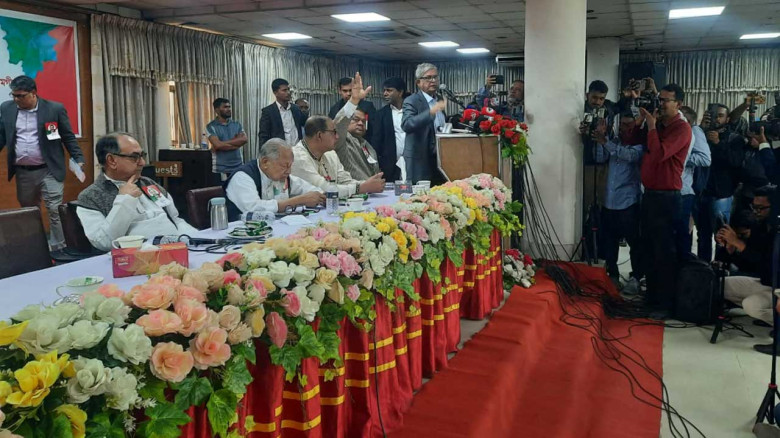 অতীতে বাংলাদেশকে যারা স্বীকার করে নাই, তারাই সবচেয়ে বেশি দুষ্টামি করছে