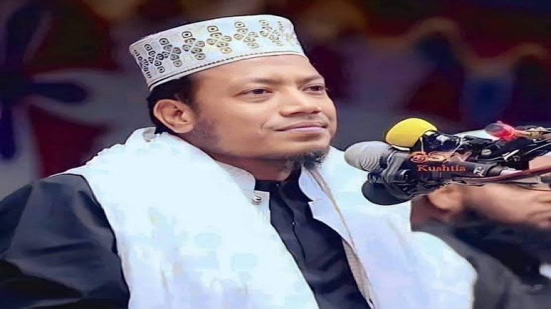 যশোরে মুফতি আমির হামজার বিরুদ্ধে মানহানীর মামলা