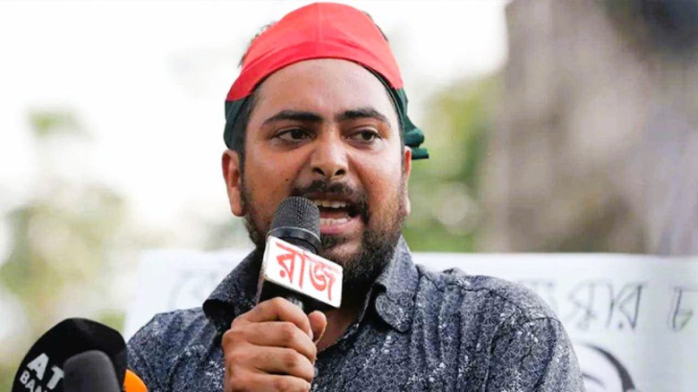 বিএনপির ফ্যামিলি কার্ড ও ফ্ল্যাট প্রতিশ্রুতি নিয়ে নাহিদ ইসলামের তীব্র সমালোচনা