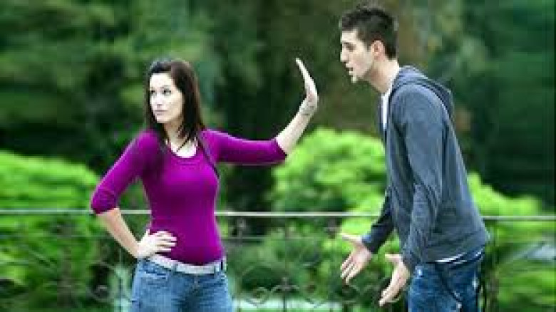 প্রেমিকা রুমকির বিরুদ্ধে সাড়ে তিন লাখ টাকা আত্মসাতের অভিযোগে মামলা