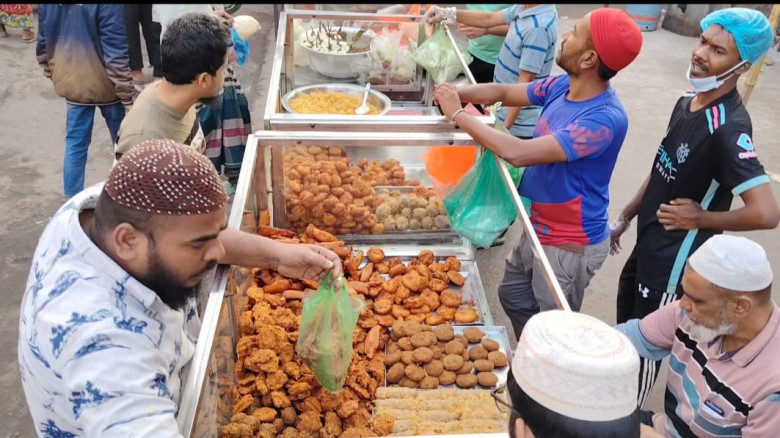 যশোরের ঝিকরগাছার রফিকুল হত্যা মামলায় আত্মসমর্পনণকারী ৬ আসামি কারাগারে