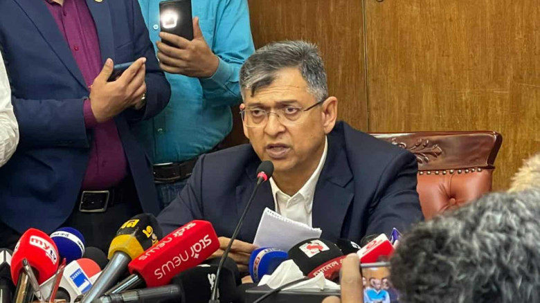 পুলিশে ২৭০১ কনস্টেবল নিয়োগের নির্দেশ, বাতিল হচ্ছে রাজনৈতিক লাইসেন্সের অস্ত্র