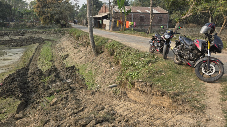 ছবির ক্যাপশন: 