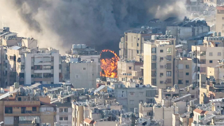 ইসরায়েলি বিমান হামলায় হিজবুল্লাহর গোয়েন্দা প্রধান নিহত