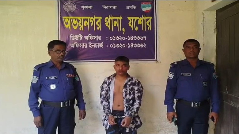 ধর্ষণের অভিযোগে গণপিটুনি, অভিযুক্ত কিশোর আটক