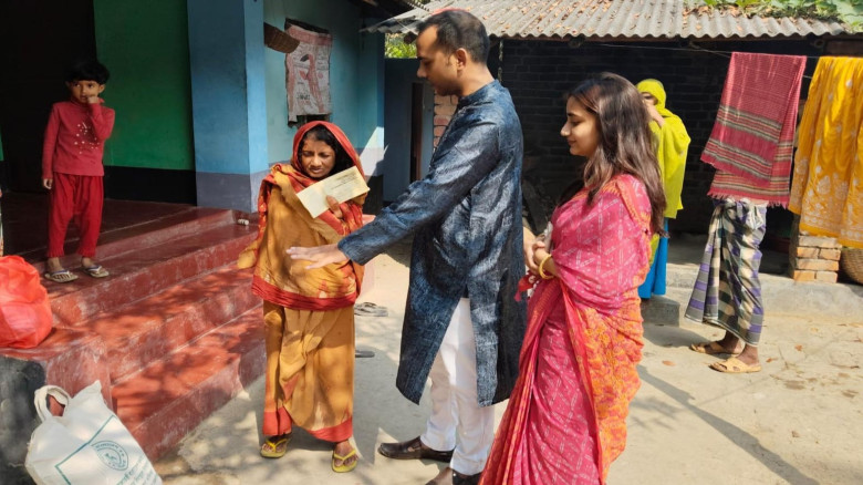 বেশি দামে তেল বিক্রি করায় প্রতিষ্ঠান মালিককে জরিমানা