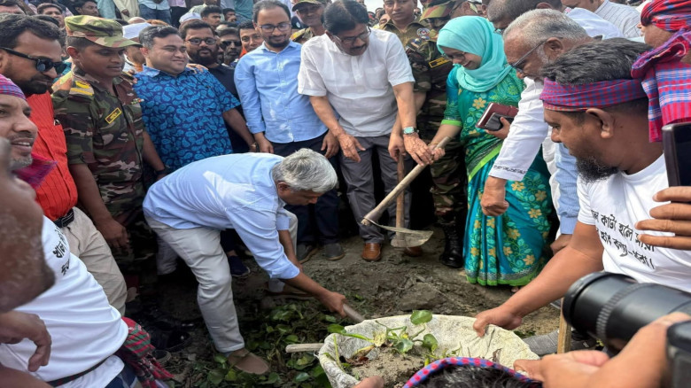 যশোরের ভবদহ অঞ্চলের জলাবদ্ধতা নিরসনে খাল পুনঃখনন উদ্বোধন করলেন প্রতিমন্ত্রী অমিত