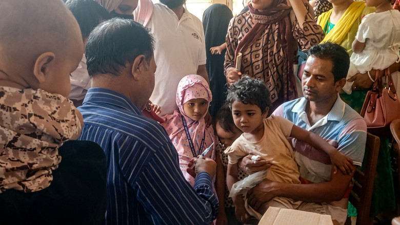 ছবির ক্যাপশন: 