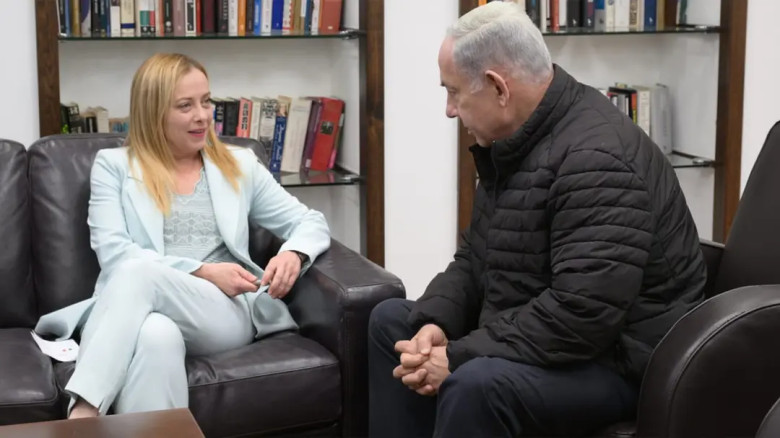 যুদ্ধবিরতি শেষ হওয়ার আগে ফের সংলাপে বসতে চায় যুক্তরাষ্ট্র-ইরান