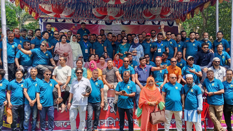 যশোরে এসএসসি ১৯৯৯ ব্যাচের ৩৪৩ বন্ধুর মিলনমেলা অনুষ...