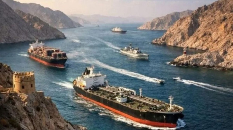 হরমুজকে মাইনমুক্ত করতে নামছে মার্কিন নৌবাহিনী