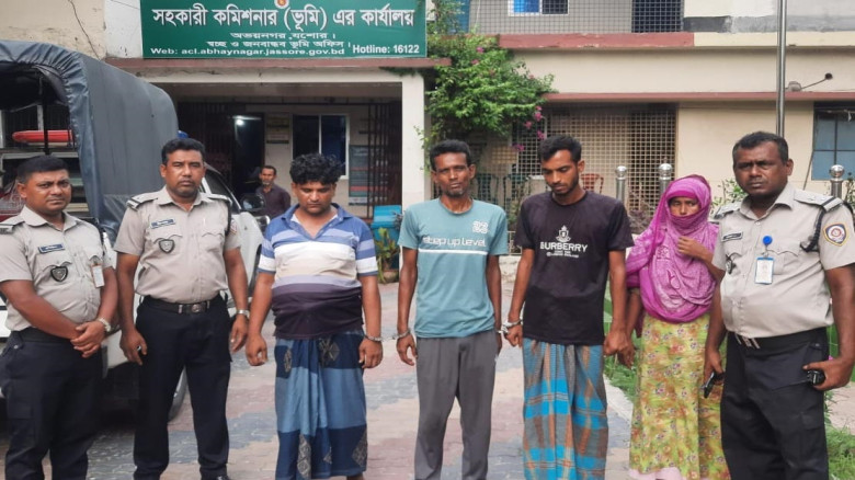 অভয়নগরে পাঁচ মাদকসেবীর জেল-জরিমানা