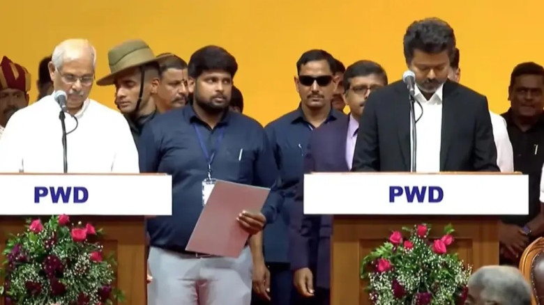 ইরানের সমৃদ্ধকৃত ইউরেনিয়াম রাশিয়ায় নেওয়ার প্রস্তাব পুতিনের