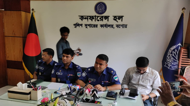 পুলিশের বিরুদ্ধে গাড়ি আটকে রাখার অভিযোগ 'ভিত্তিহীন'