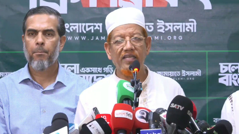 যশোরে বাংলাদেশ বিমান বাহিনী একাডেমিতে রাষ্ট্রপতি কুচকাওয়াজ অনুষ্ঠিত