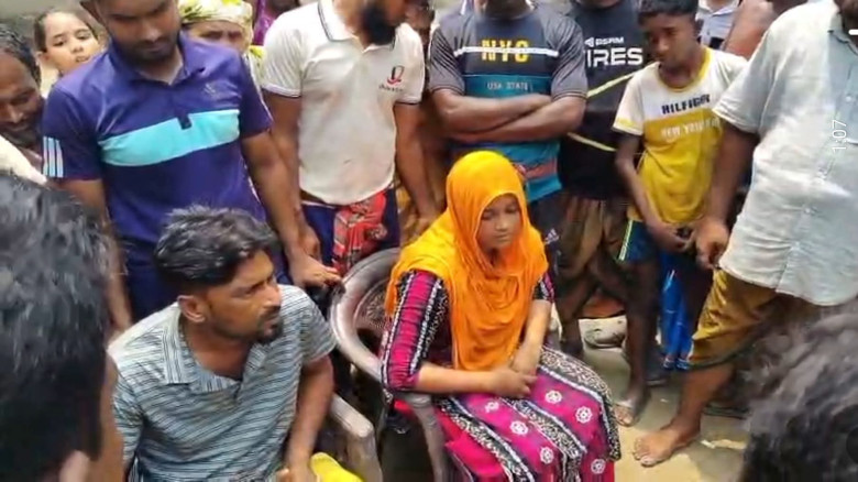 এফসিপিএস অধ্যাদেশ বাতিল ও ন্যায্য ভাতার দাবিতে যশোরে ইন্টার্ন চিকিৎসকদের বিক্ষোভ