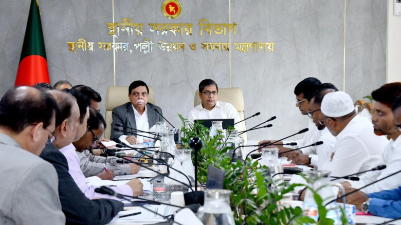 যশোর পৌরসভার বর্জ্য ব্যবস্থাপনাকে সারা দেশের জন্য 'মডেল' করতে চাই: স্থানীয় সরকার প্রতিমন্ত্রী