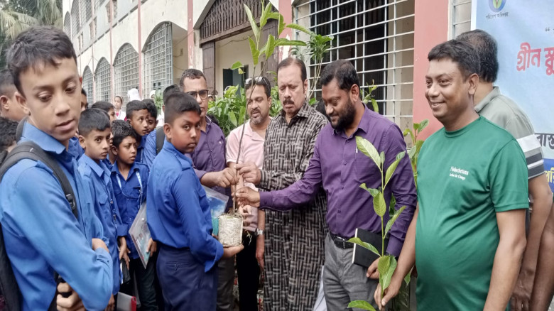 ১২ দিনেও মেলেনি মণিরামপুরের নিখোঁজ কৃষক হারুনের সন্ধান, সংবাদ সম্মেলন