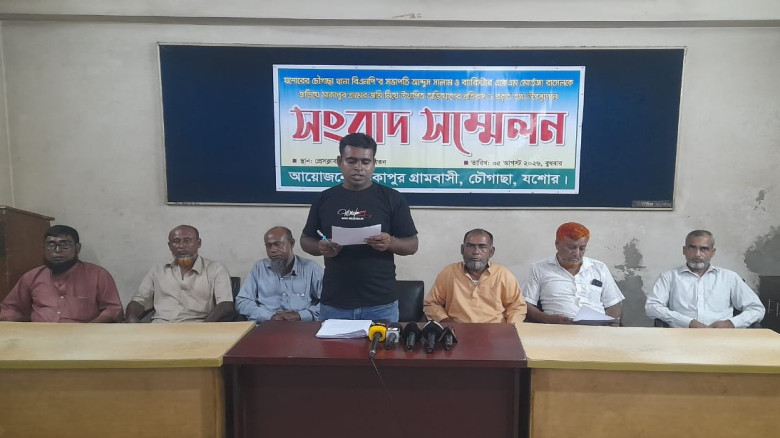 সম্পত্তির লোভে বাবাকে নির্যাতনকারী দুই মেয়ের বিরুদ্ধে অপপ্রচারের অভিযোগ