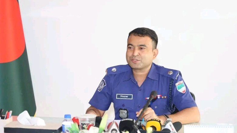 যশোরে মুক্তিযুদ্ধের শহীদ স্মৃতিস্তম্ভ ধ্বংস নয়, প্রতিস্থাপন করা হবে: অতিরিক্ত পুলিশ সুপার
