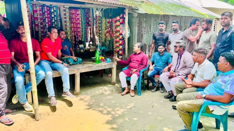 যশোরে দুই প্রতিবন্ধী ব্যক্তির কর্মসংস্থানে দোকান করে দিল আল মামুন ফাউন্ডেশন