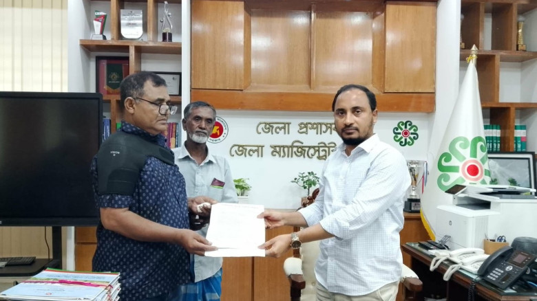কৃষকদের তিন দফা দাবি: যশোরে জেলা প্রশাসকের কাছে স্মারকলিপি পেশ